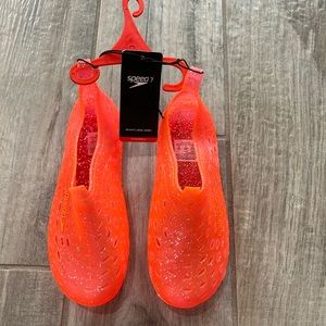 Jelly water/beach shoes